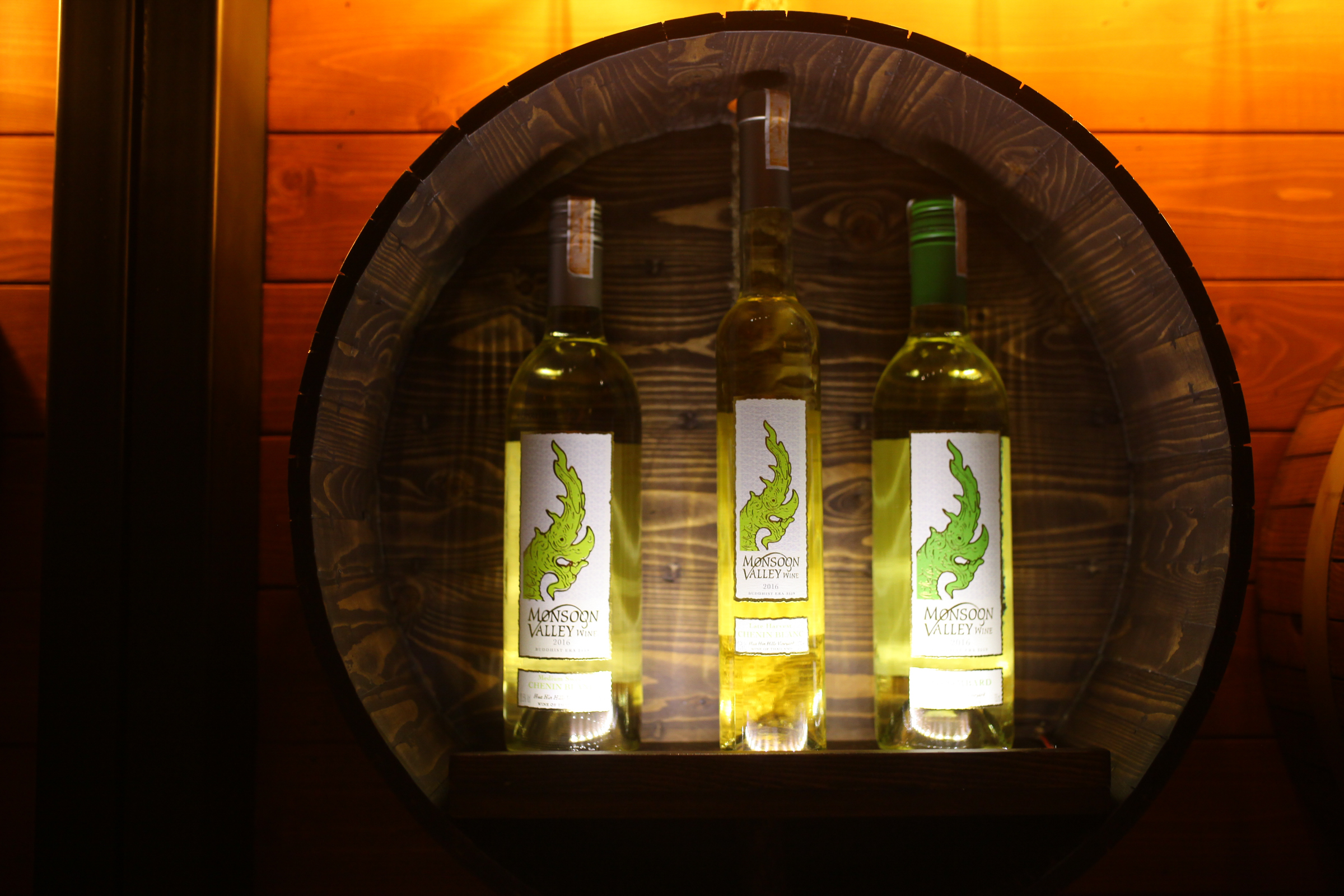 monsoon_wine_1.jpg