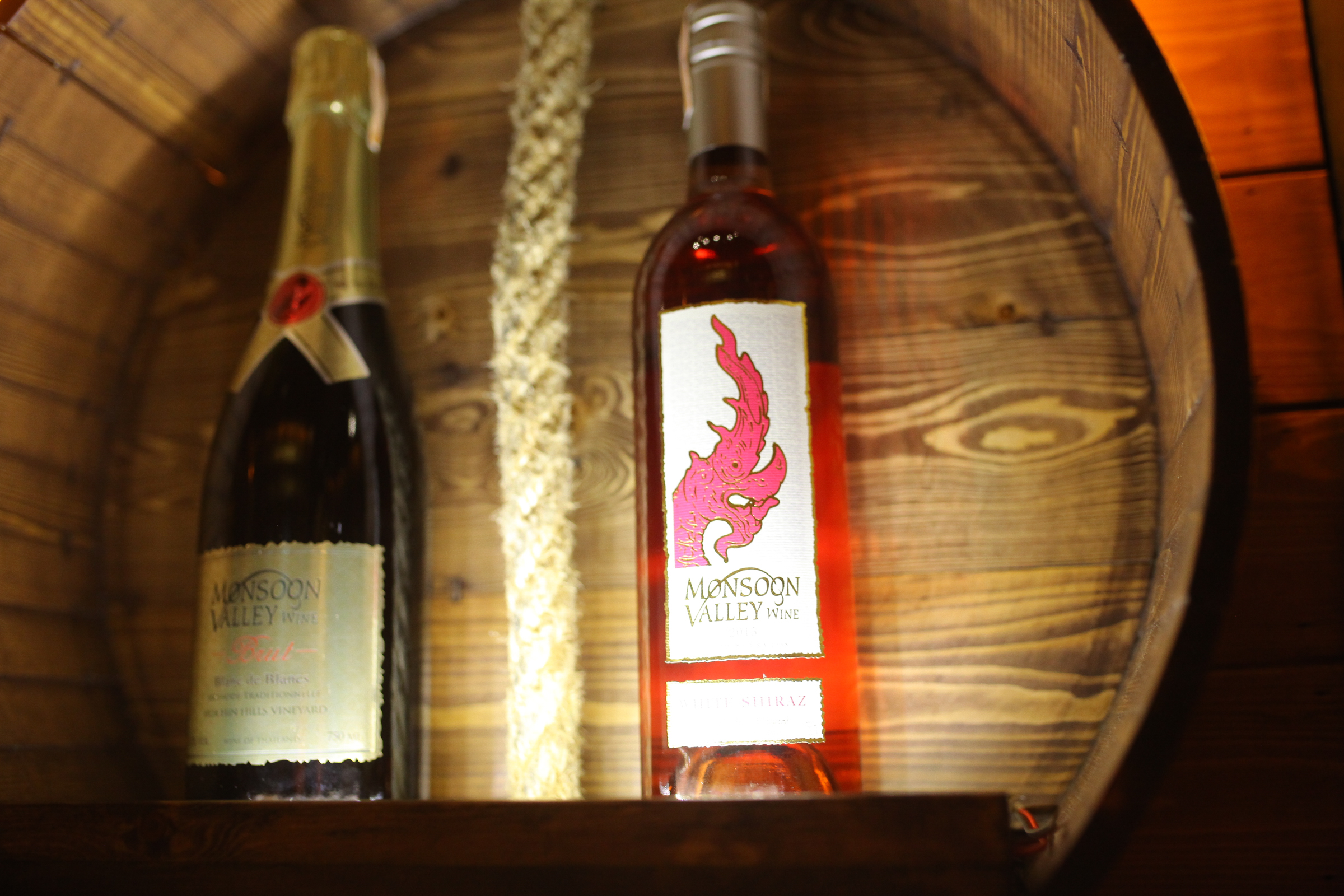 monsoon_wine_1.jpg